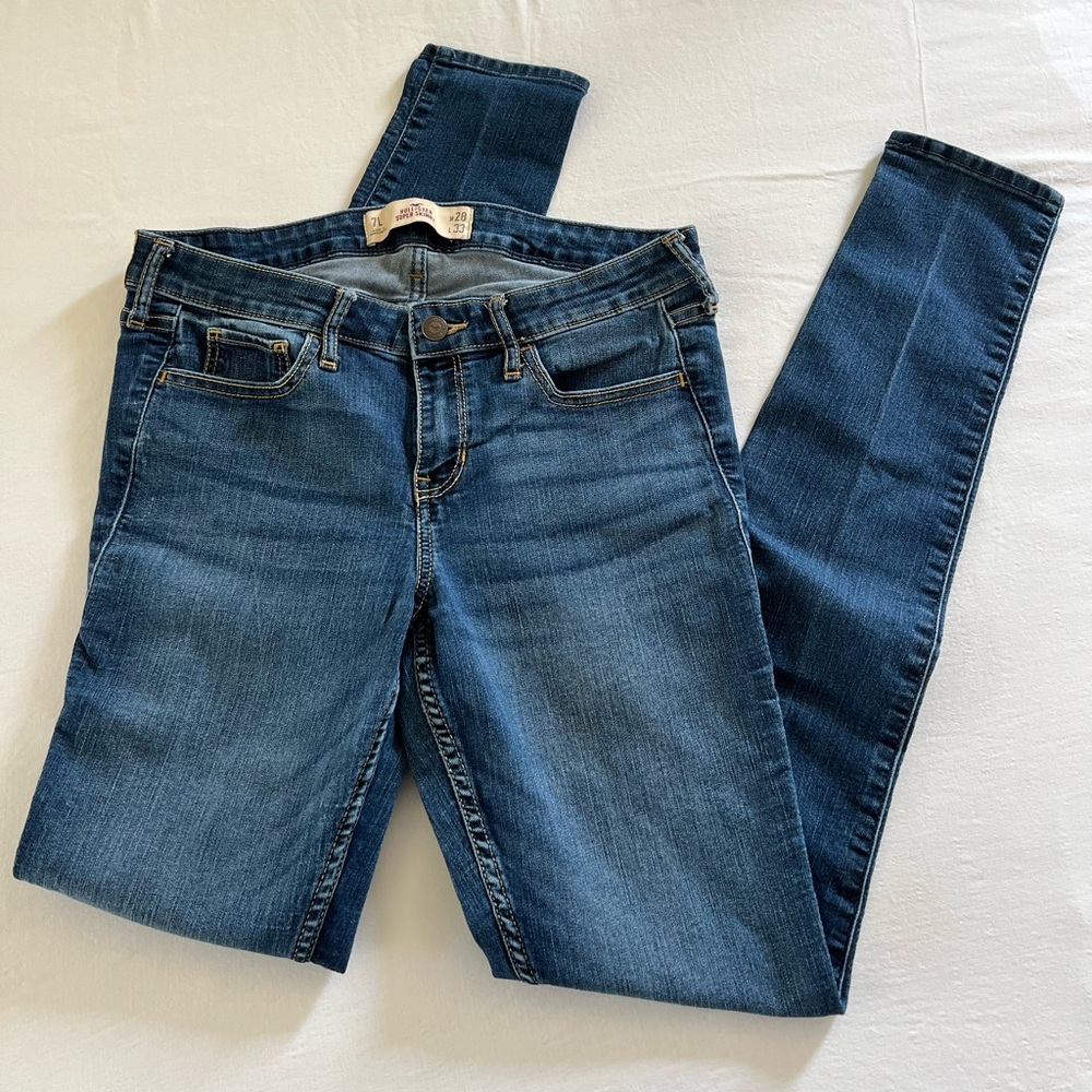 Hollister Super Skinny Jeans